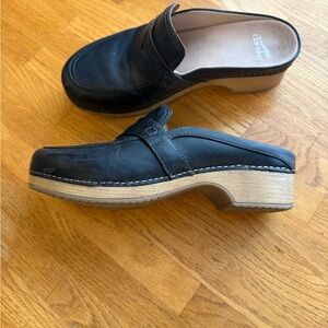 Dansko Black Mules - size 40 (approx 10)